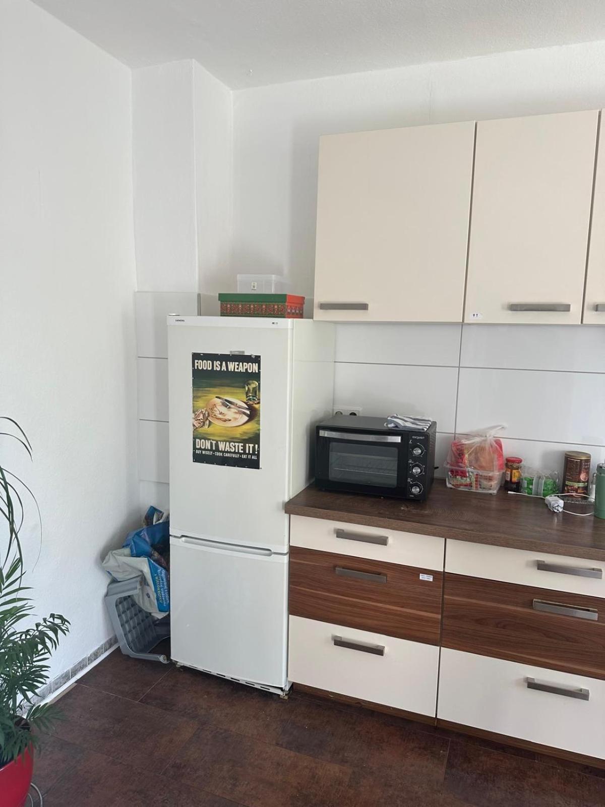 Privatzimmer Am Iltispark Duisburg Exterior foto